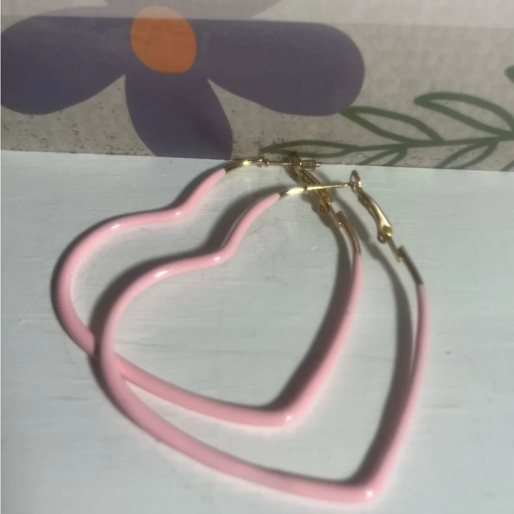 Heart Hoops - Picture 1 of 9